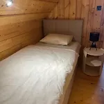 Wooden Baznik With Hot Tub Dom wakacyjny *