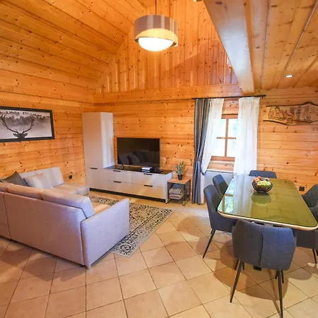 Wooden Baznik With Hot Tub Počitniška hiša *