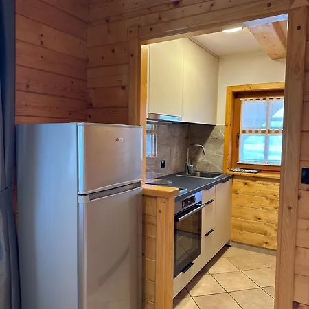 Wooden Baznik With Hot Tub Feriehus *