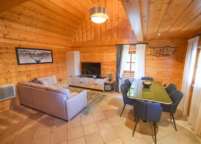 Wooden Baznik With Hot Tub Prázdninový dům *