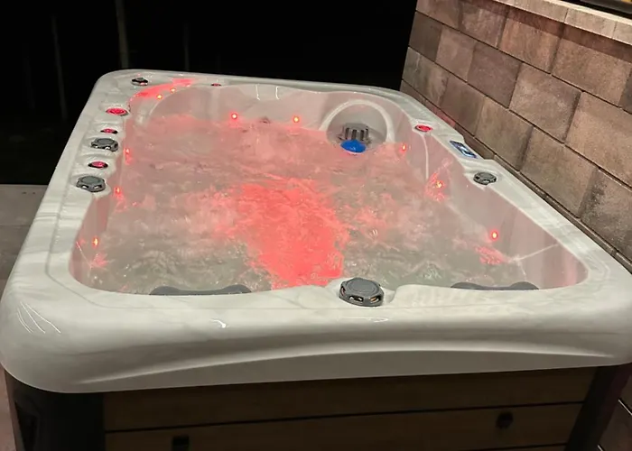 Wooden Baznik With Hot Tub *